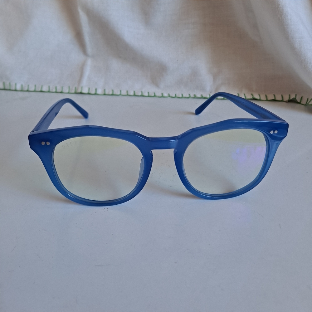 DIFF Eyewear